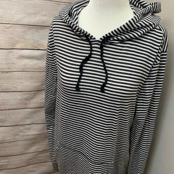 OLD NAVY | Striped Pull Over Hoodie - Picture 2 of 8